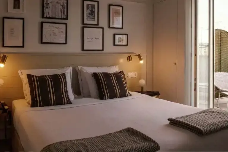 Lisboa Pessoa room